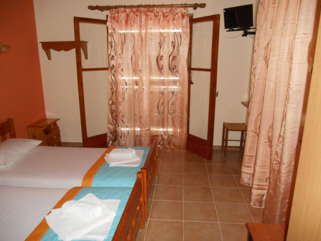 Violetta Studios & Apartments Milina Habitación foto